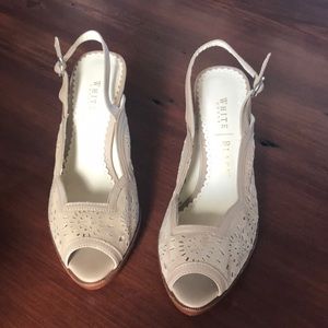 Cream 4” heels in size 6.5